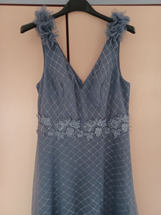 Две официални рокли