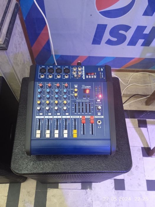 Микшер 4 каналный 400 ватт