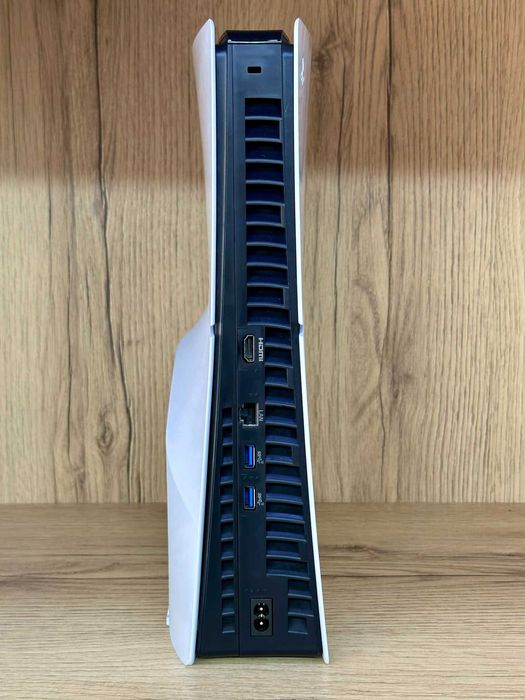 Конзола Sony Playstation 5 Slim Disk Edition CFI-2016 / Перфектна