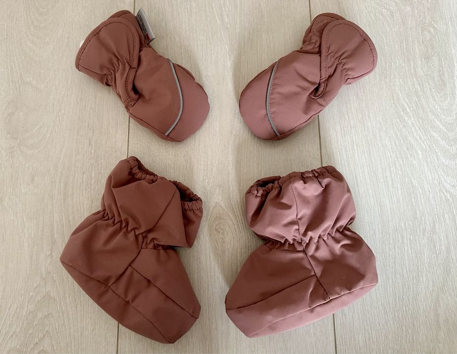 Set H&M mănuși & botoși de iarnă rezistenți la apă, roz, 0-6 luni, Noi