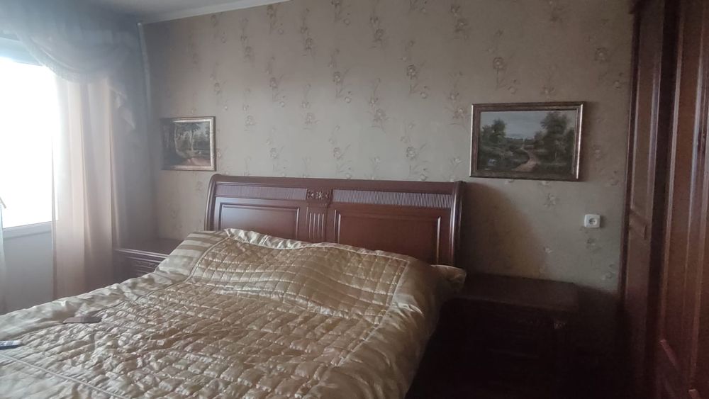 Продается 4 х комнатная квартира