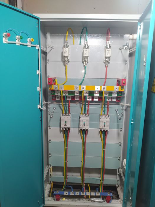 Электрошкаф собираем..