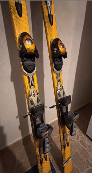 set ski (schi) ski salomon+ bete+clapari Bonus Husa