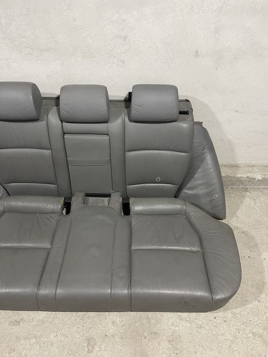 Задний диван кожа туринг на BMW e34