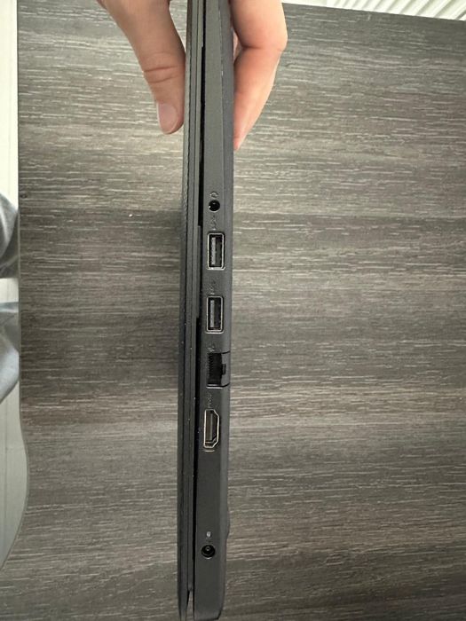 Laptop office/ low gaming i5-1036G1, NVIDIA MX230, 8GB RAM