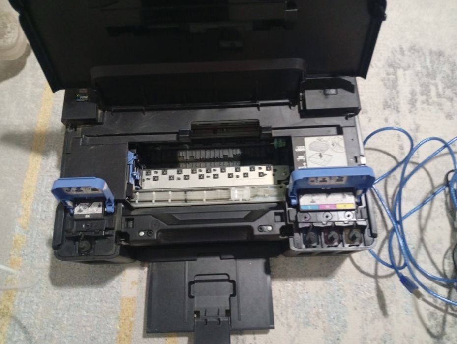 Цветной принтер Canon Pixma G1400