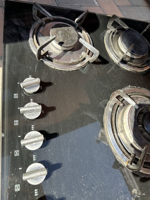 Продам газовую плиту