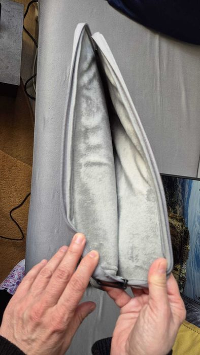 Laptop Dell model Vostro3520,i5-1135G7, 2.4GHz