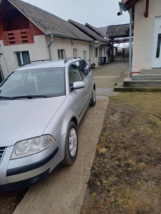 Vând sau schimb Passat B5.5 cu ceva mai mic