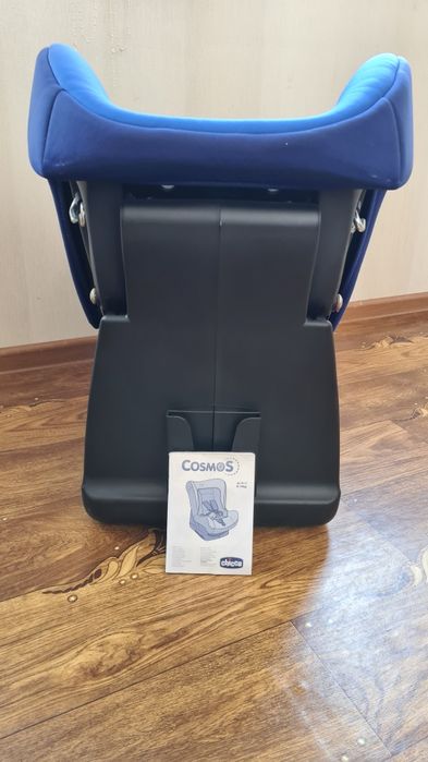 Продается автокресло chicco ( чикко)