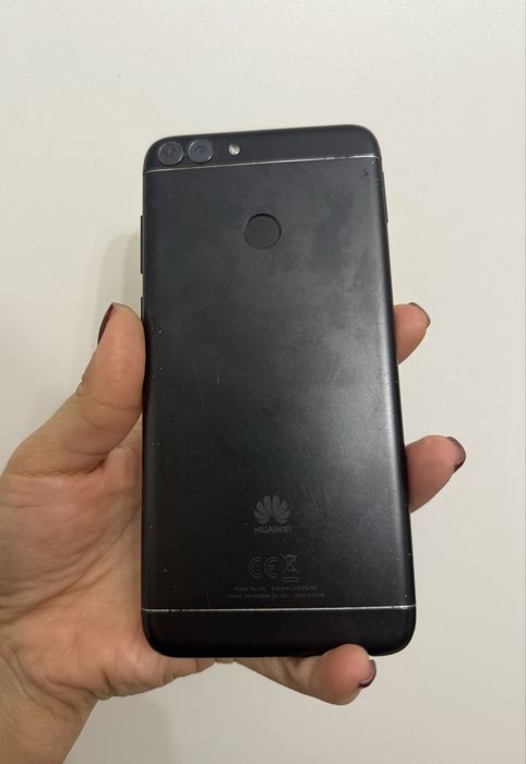 Продам Huawei на запчасти