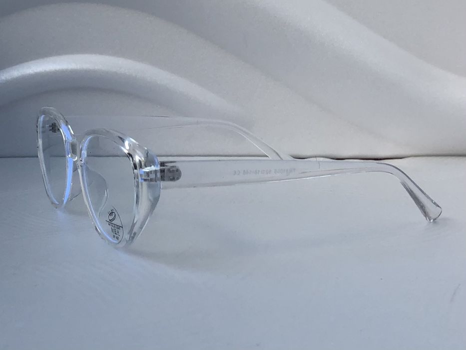 Прозрачни дамски очила за компютър