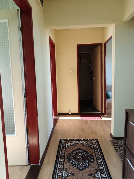 Продава се Тристаен апартамент в Русе, Възраждане - 77 кв.м за 702 €/кв.м - Снимка #2