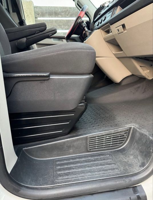 Vw transporter T6 2.0 tdi 204cp din 2018 varianta lunga cu portiere laterale pe ambele parti