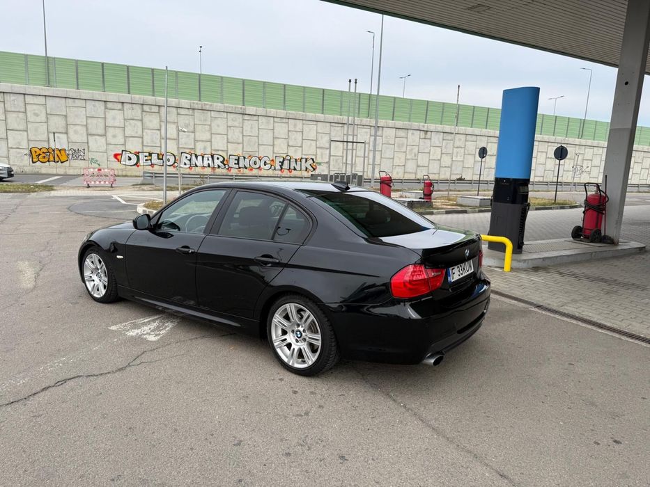 BMW 3 Series 2011 — imagine 3