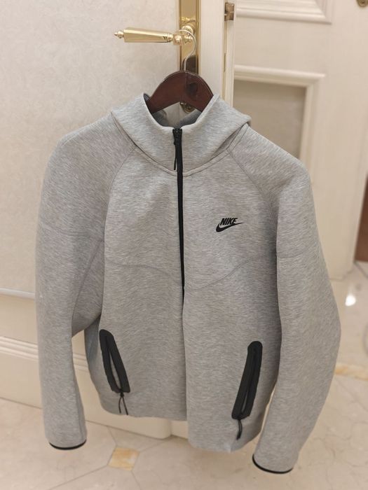 оригинальный Nike tech fleece