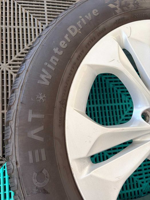 Jante cu anvelope vara 225 55 R17 Ceat Winterdrive dot23 9mm Bmw F48 F39 X1 X2 style 564 stare impecabila