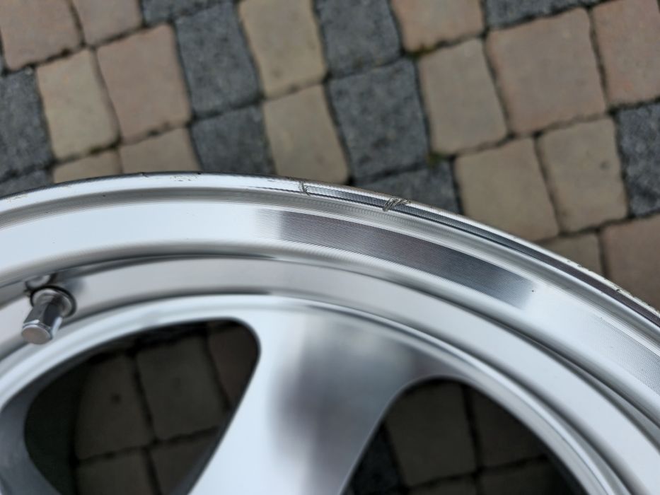 Japan Racing JR15 16 цола 4x108 9J