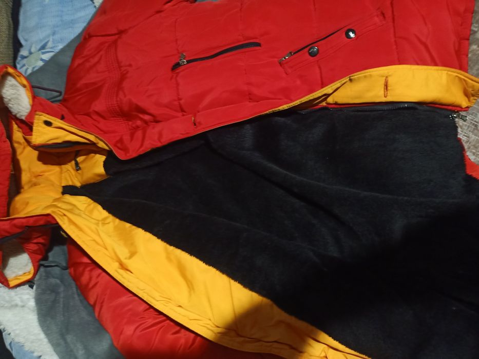 Продам куртку зимнюю