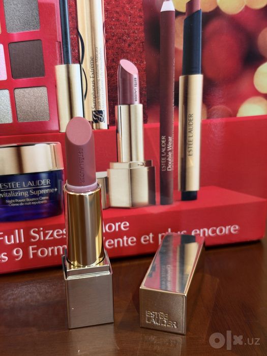Estée Lauder Помада