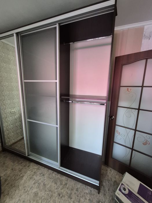 Продам шкаф купе