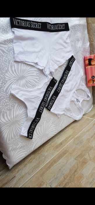 Set victoria secret 3 piese bustiera tanga boxeri alb marime S