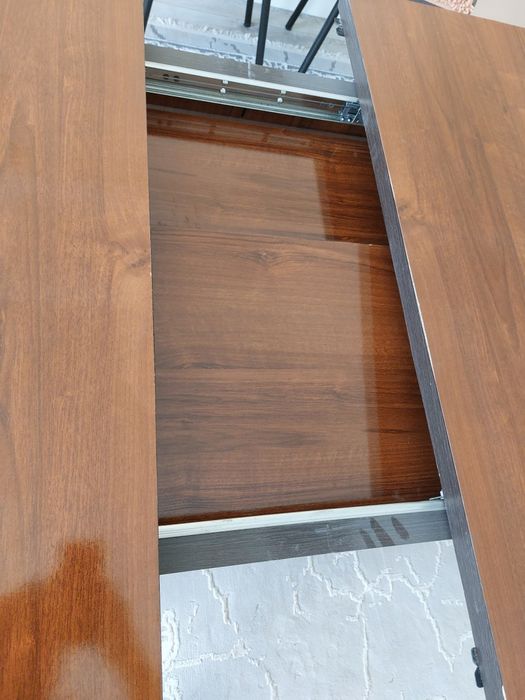 Продам стол б/у продам