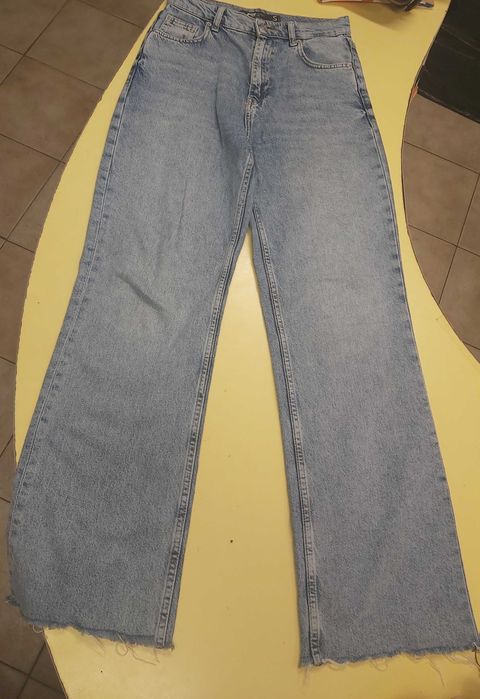 Дамски дънки- много запазени