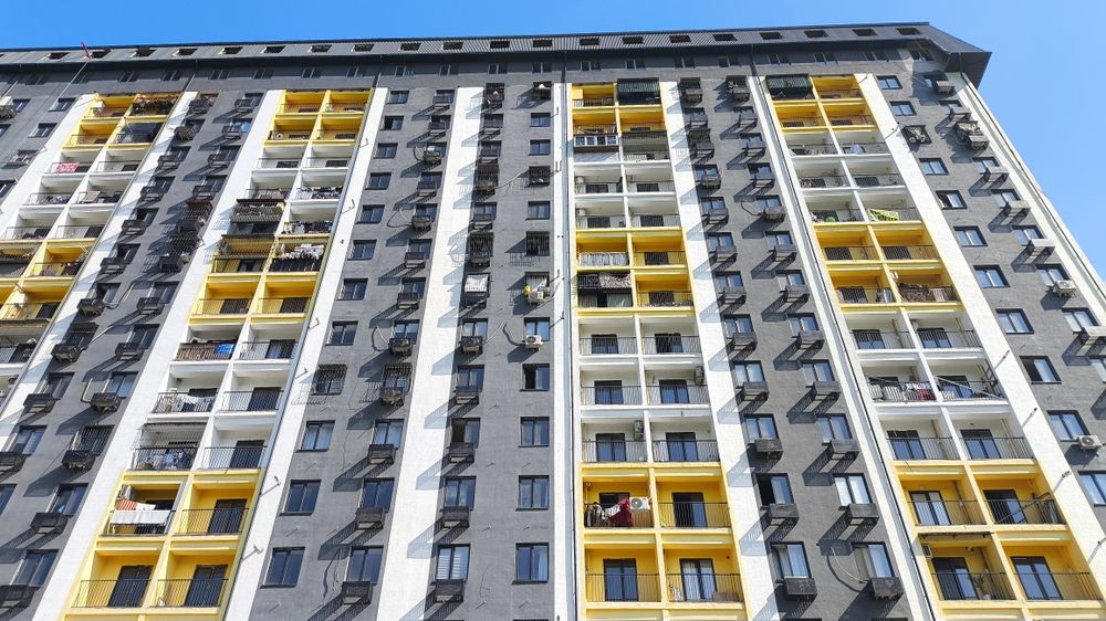 Almaz Tower, Better Best Яшнобод коробка