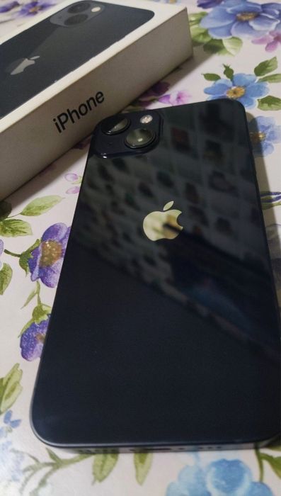iPhone 13 с гарантией