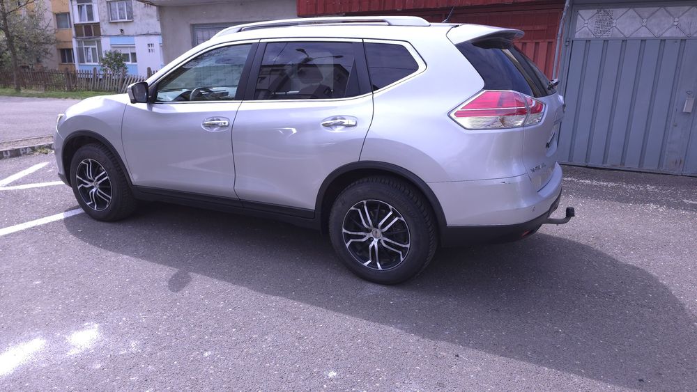 Vand Nissan X-Trail T32 130CP 4x4 5 locuri
