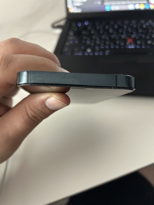 Продам Iphone 12 pro 128 gb в отличном состоянии