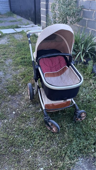 Продам детскую коляску