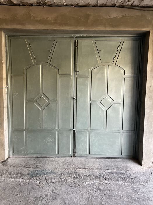 Darvoza sotiladi xolati yaxshi 2 tasi 600$