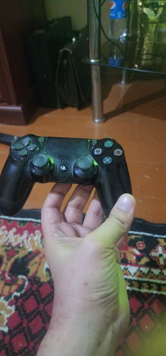 Playstation 4 slim 512