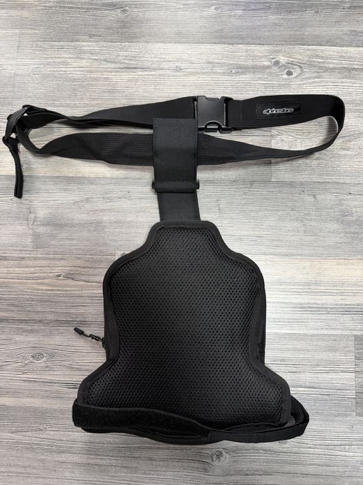 Продавам чантичка за кръста ALPINESTARS