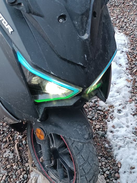 Продам макси на Лия моторе