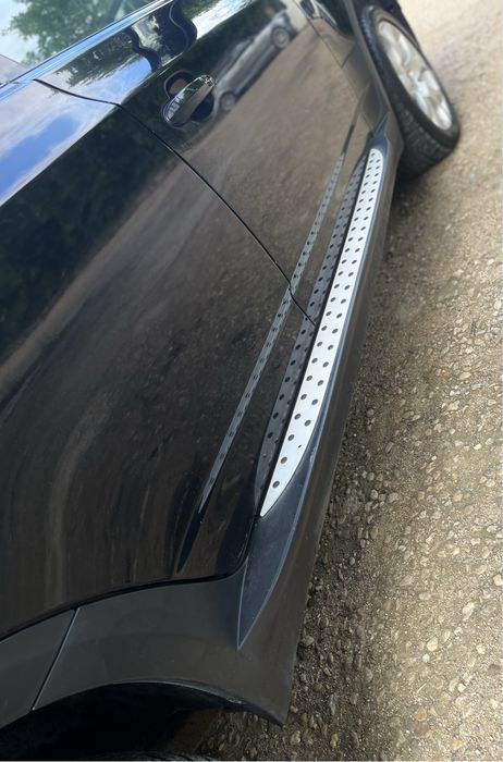 Пълен комплект оригинални степенки/ прагове бмв Х3 Е87