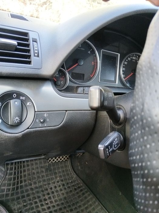 Продавам  ауди на части