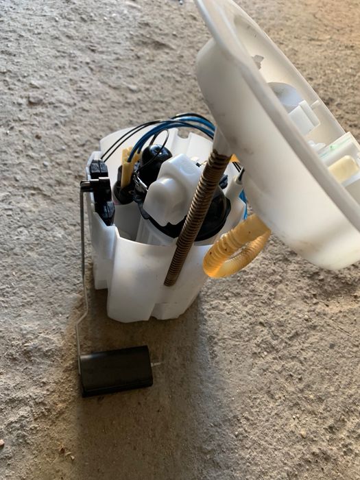 Бензинова помпа за Мини Купър/ Mini Cooper 2.0i