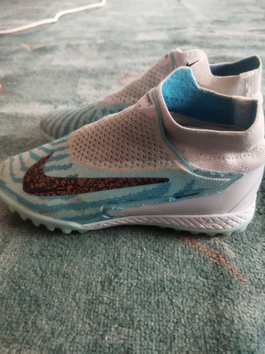Продаю сороконожки Nike phantom gx (оригинал)