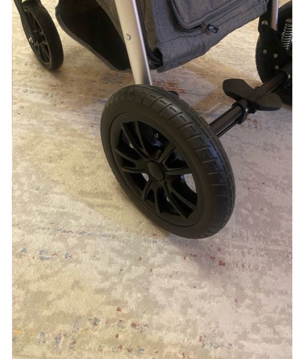 Продам коляску в хорошем состоянии