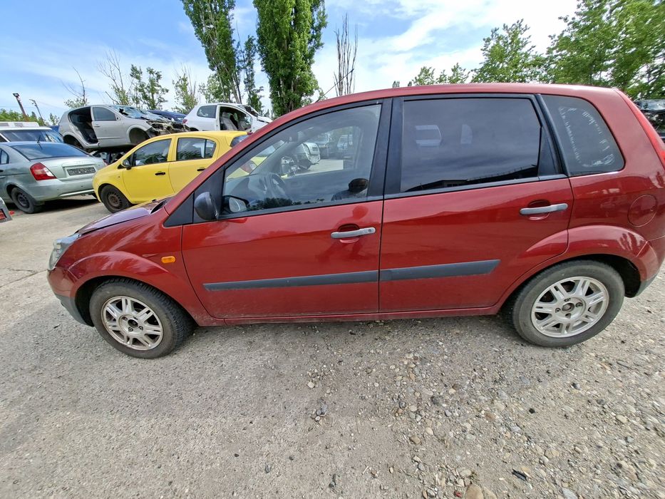 Dezmembrez Ford Fiesta 1.3 B 1.4B 2007  FXJA A9JA