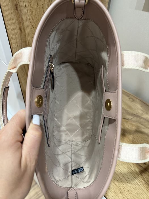 Дамска чанта Michael Kors
