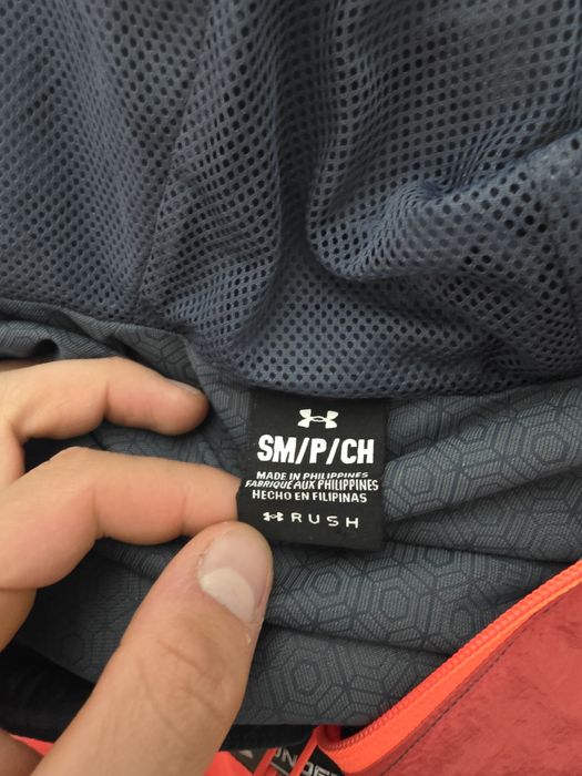 НОВА! Ветровка Under Armor RUSH