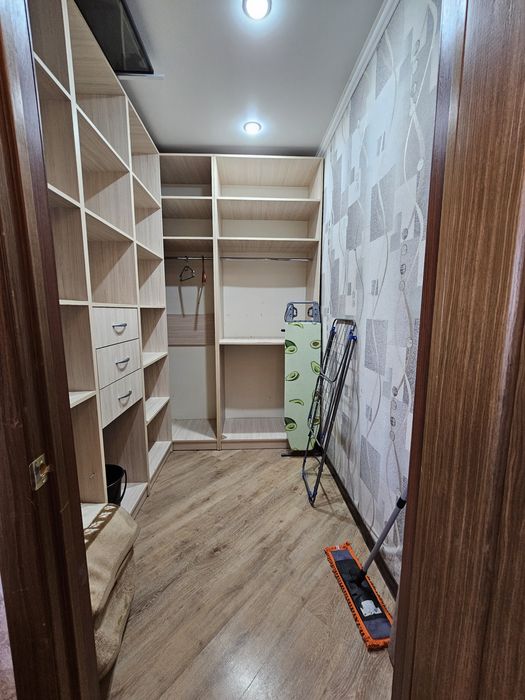 Сдам 2 комнатную квартиру