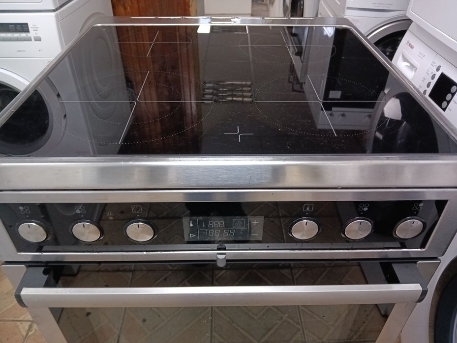 Иноксова свободно стояща печка с керамичен плот Gorenje 2 год.Гаранция