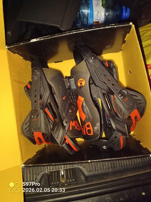 Bent Metal Logic с минимални следи от употреба