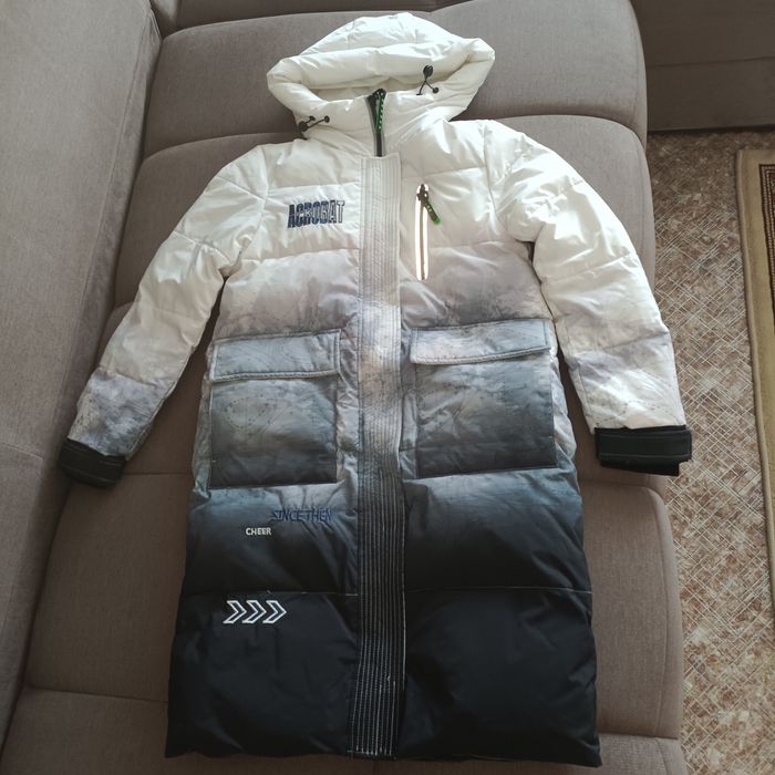 Продаю зимний пуховик