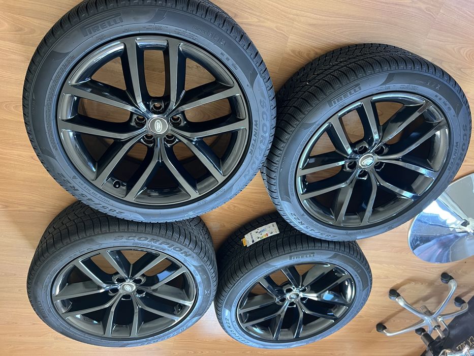 Jante Noi Pirelii 2025 LR RANGE ROVER L460 L461 SPORT 285 45 22
